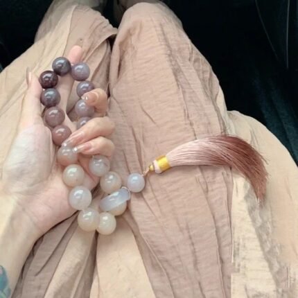 佘太翠手持手持紫罗兰手持石英岩质玉女手串酒渍玫瑰手捻葡萄紫
